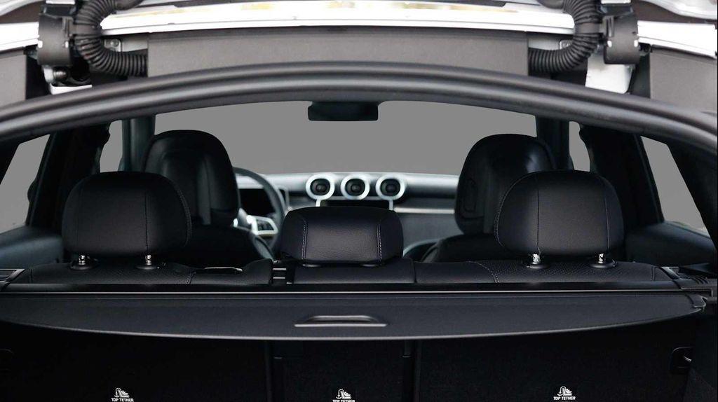 new 2026 Mercedes-Benz GLC 300 car, priced at $58,095