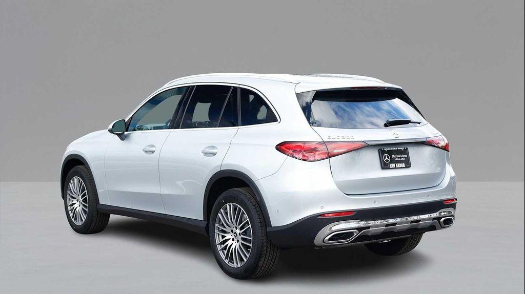 new 2026 Mercedes-Benz GLC 300 car, priced at $58,095