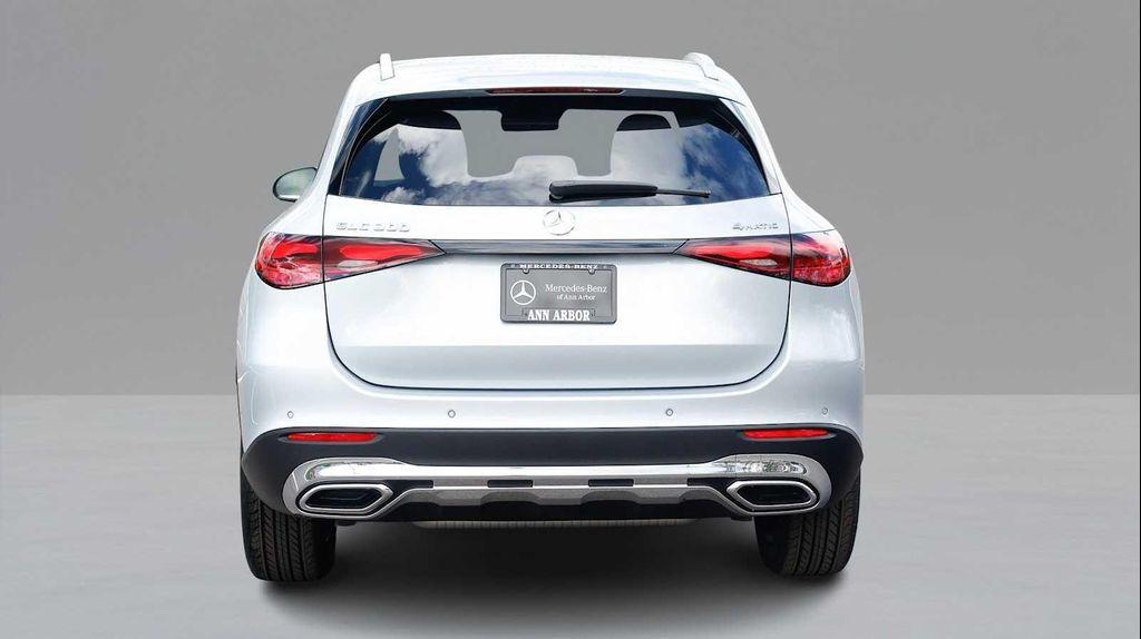 new 2026 Mercedes-Benz GLC 300 car, priced at $58,095