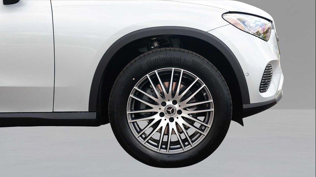new 2026 Mercedes-Benz GLC 300 car, priced at $58,095
