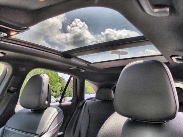 used 2025 Mercedes-Benz GLC 300 car, priced at $55,199