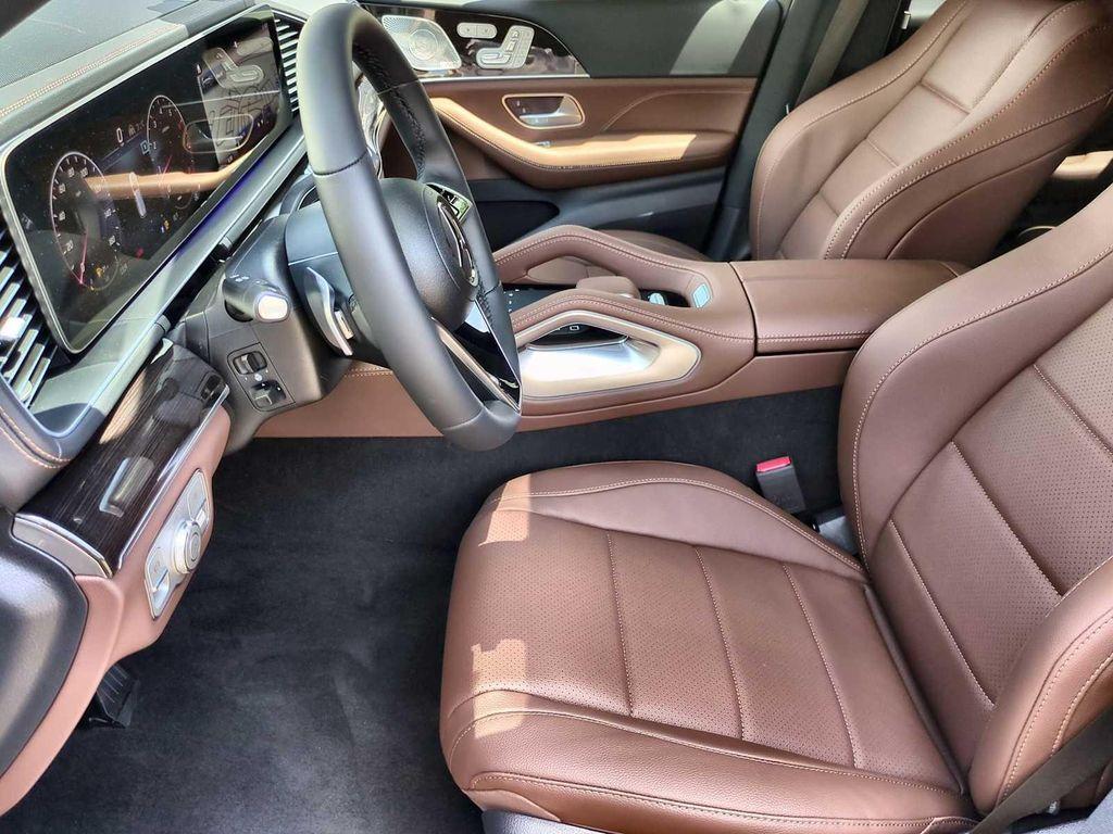 new 2025 Mercedes-Benz GLS 450 car, priced at $92,910