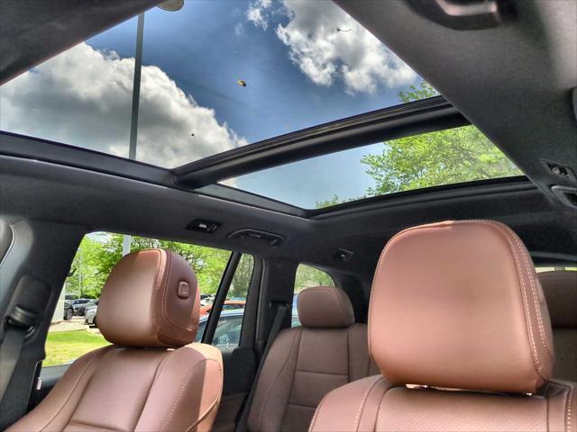 new 2025 Mercedes-Benz GLS 450 car, priced at $92,910