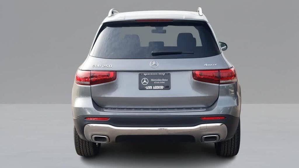 used 2022 Mercedes-Benz GLB 250 car, priced at $29,347