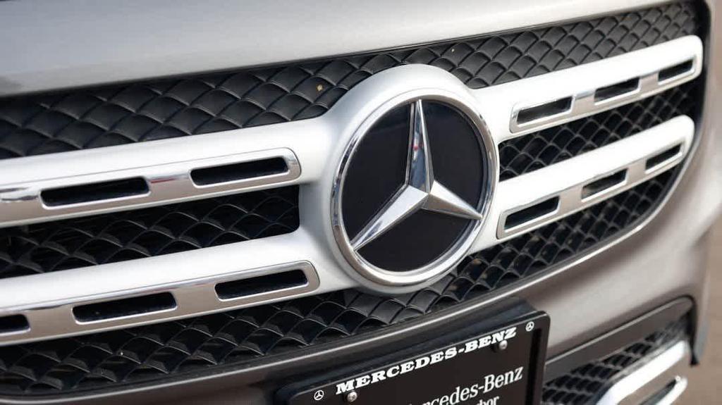 used 2022 Mercedes-Benz GLB 250 car, priced at $29,347