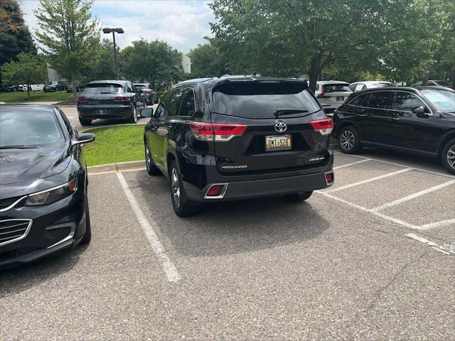 used 2018 Toyota Highlander car, priced at $22,999