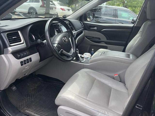used 2018 Toyota Highlander car, priced at $22,999