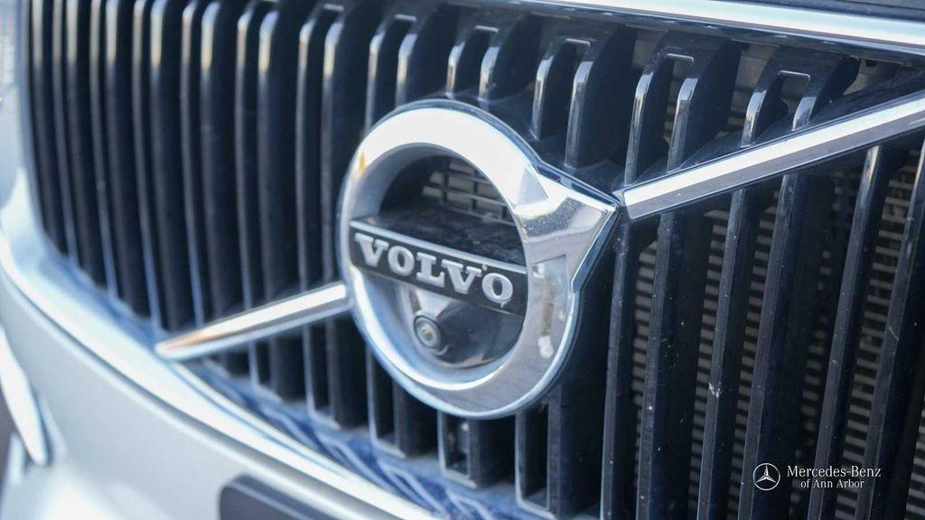 used 2017 Volvo XC90 car, priced at $15,499