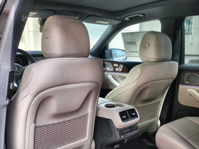 new 2025 Mercedes-Benz GLS 450 car, priced at $96,585