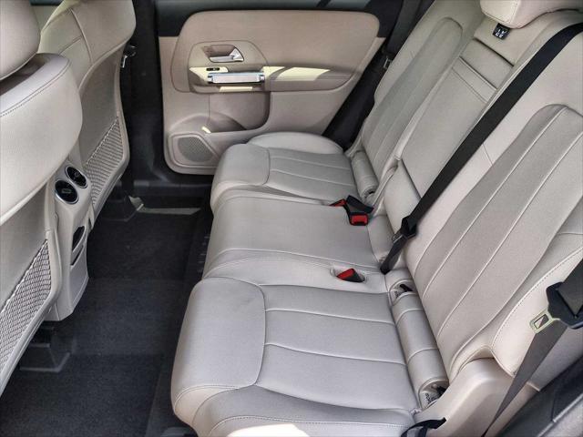 new 2025 Mercedes-Benz GLB 250 car, priced at $49,595