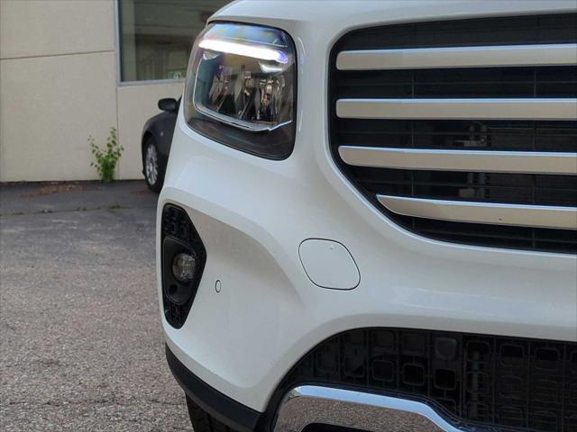 new 2025 Mercedes-Benz GLB 250 car, priced at $49,595
