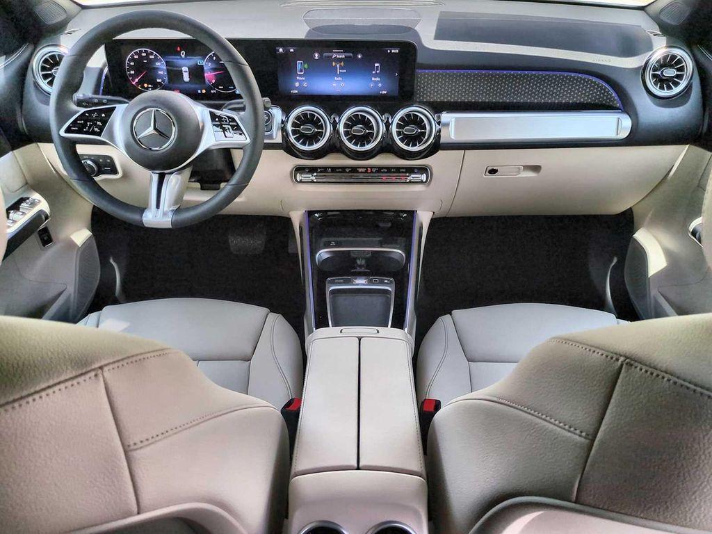 new 2025 Mercedes-Benz GLB 250 car, priced at $49,595