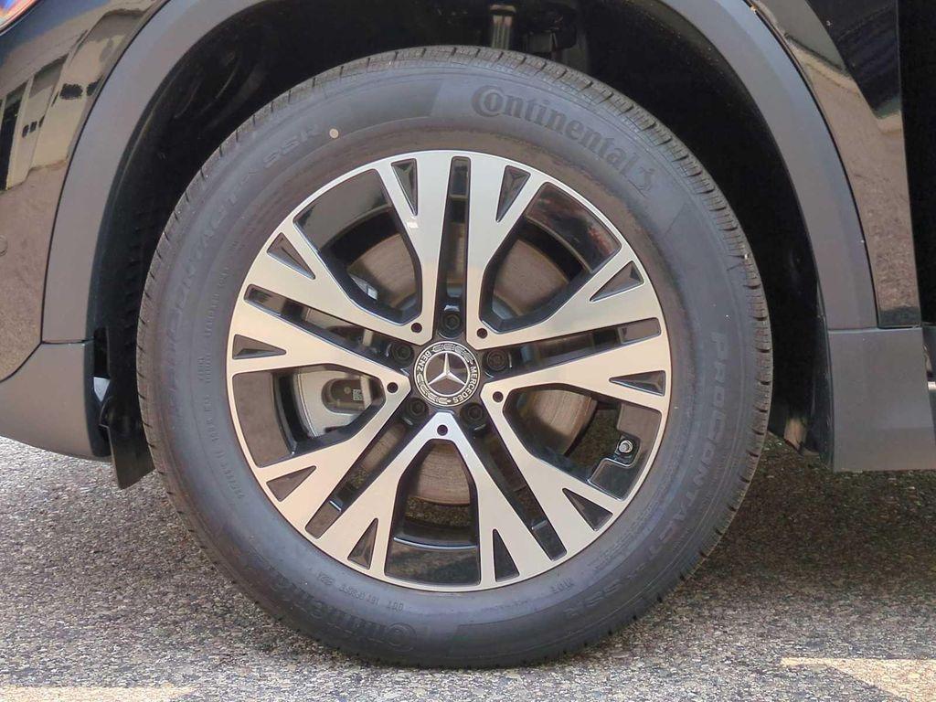 used 2025 Mercedes-Benz GLA 250 car, priced at $42,316
