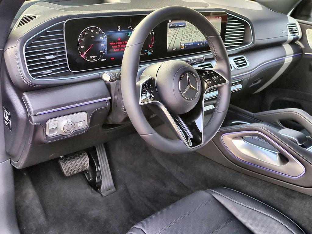 new 2025 Mercedes-Benz GLE 580 car, priced at $101,515