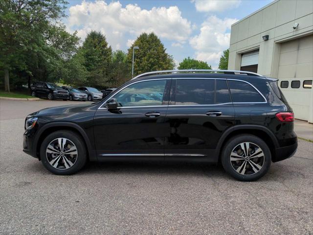 new 2025 Mercedes-Benz GLB 250 car, priced at $49,595