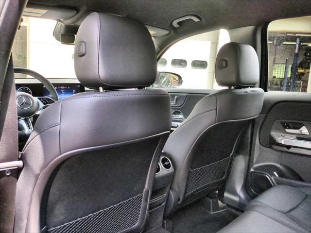 new 2025 Mercedes-Benz GLB 250 car, priced at $49,595