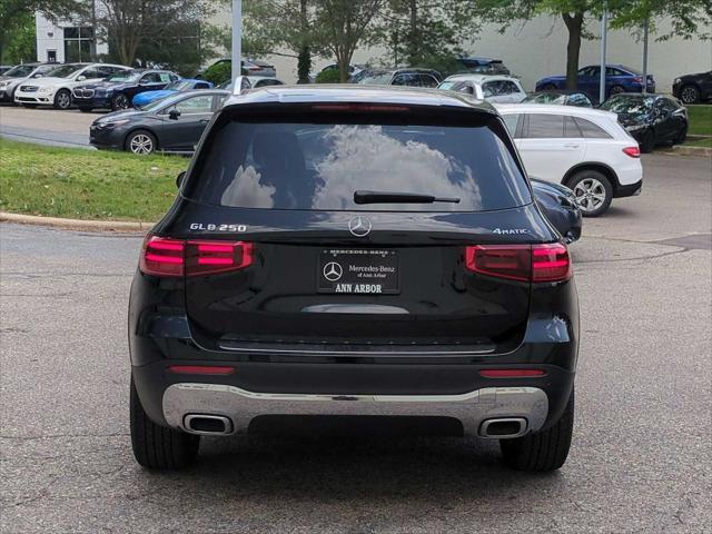 new 2025 Mercedes-Benz GLB 250 car, priced at $49,595