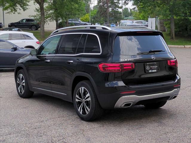 new 2025 Mercedes-Benz GLB 250 car, priced at $49,595