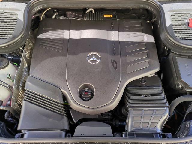 new 2025 Mercedes-Benz GLS 450 car, priced at $97,675