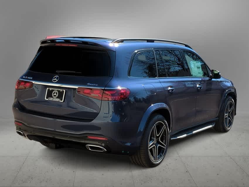 new 2025 Mercedes-Benz GLS 450 car, priced at $97,675