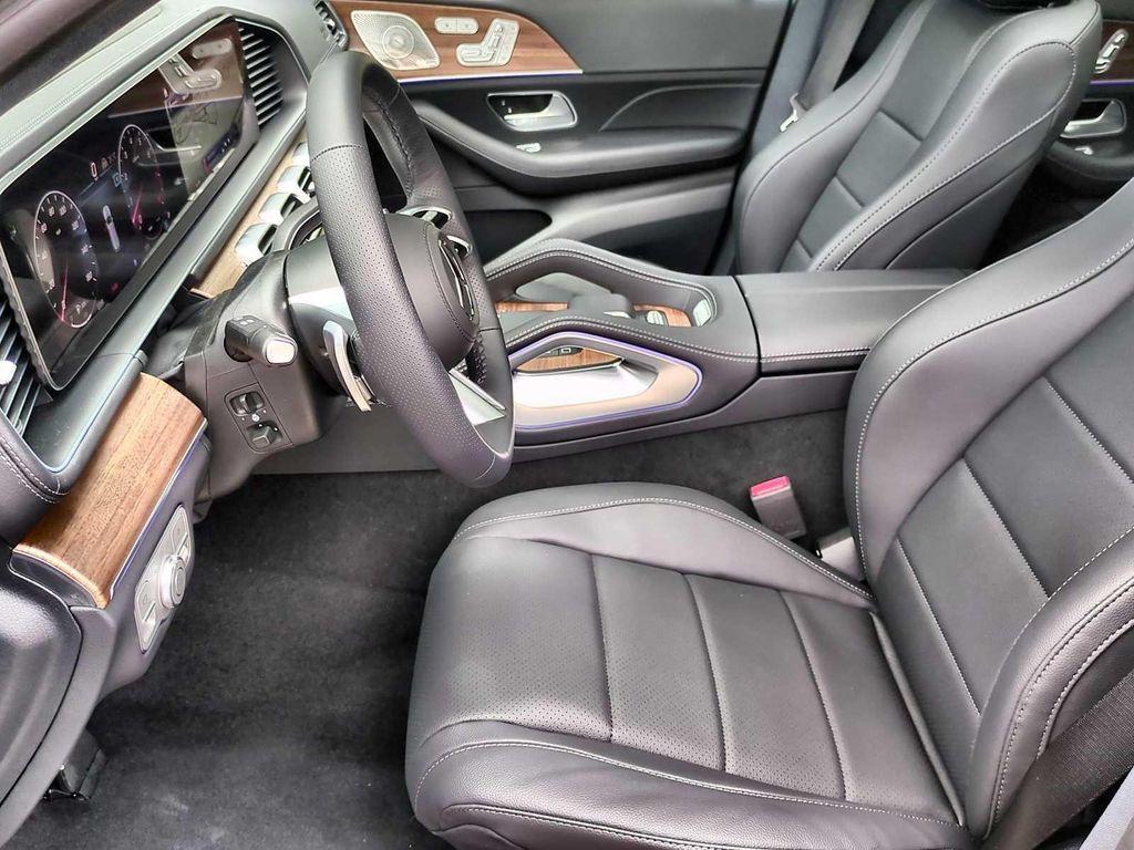 new 2025 Mercedes-Benz GLS 450 car, priced at $96,495