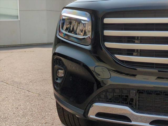 new 2025 Mercedes-Benz GLB 250 car, priced at $49,595