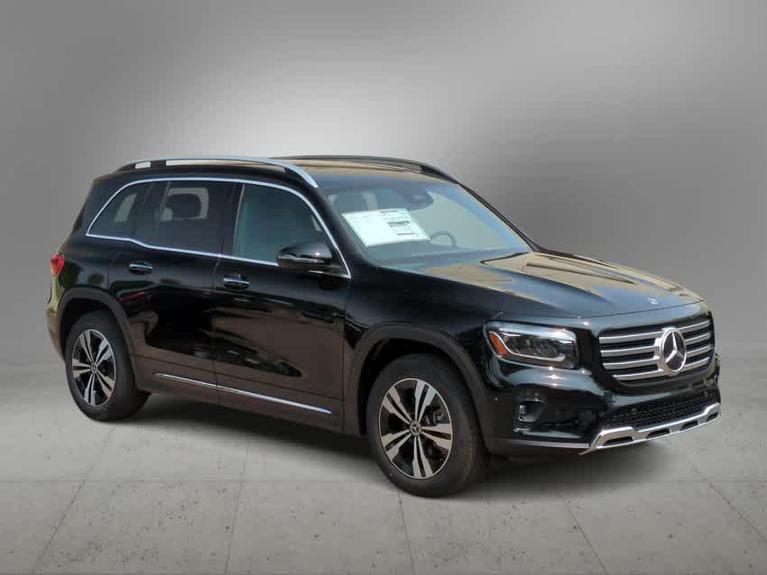 new 2025 Mercedes-Benz GLB 250 car, priced at $49,595