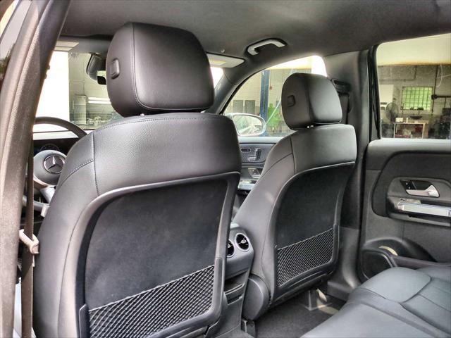 new 2025 Mercedes-Benz GLB 250 car, priced at $49,595