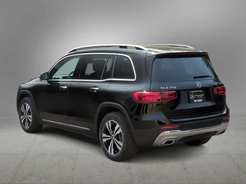 new 2025 Mercedes-Benz GLB 250 car, priced at $49,595