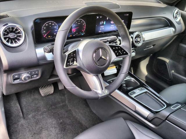 new 2025 Mercedes-Benz GLB 250 car, priced at $49,595