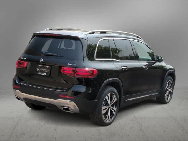 new 2025 Mercedes-Benz GLB 250 car, priced at $49,595