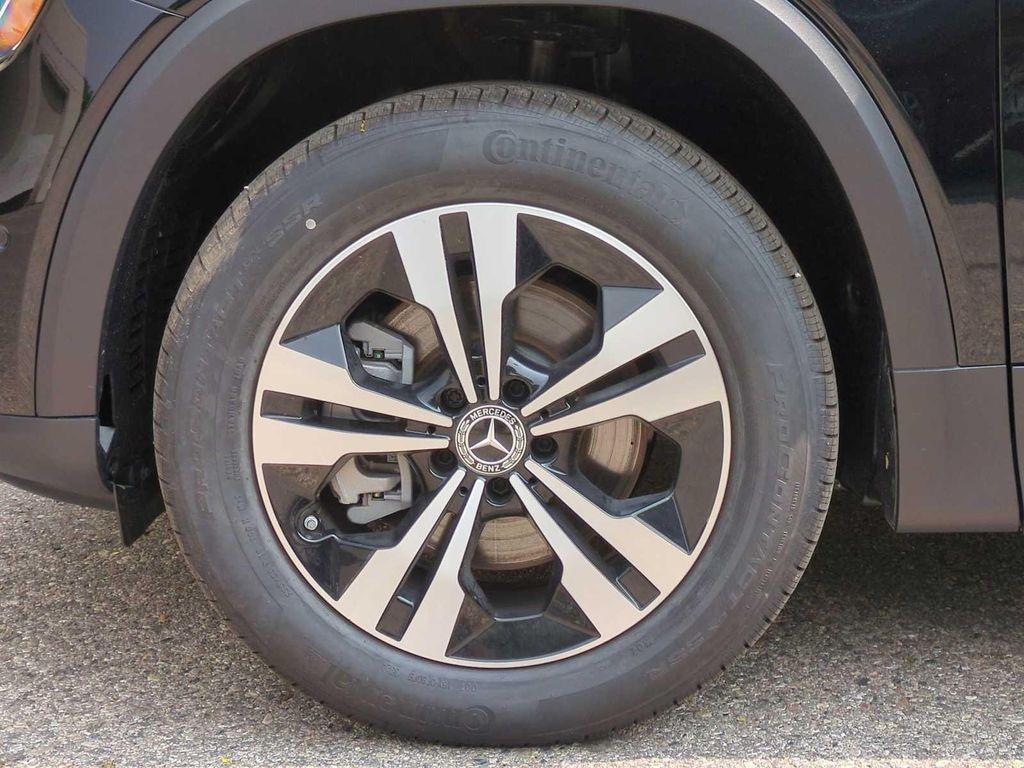 new 2025 Mercedes-Benz GLB 250 car, priced at $49,595