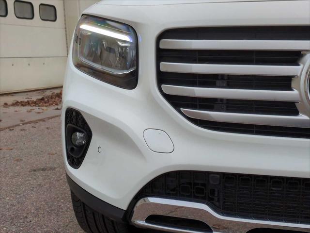 new 2025 Mercedes-Benz GLB 250 car, priced at $49,595