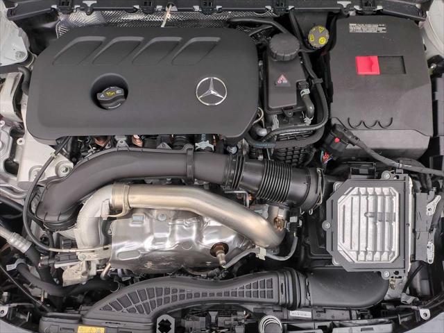 new 2025 Mercedes-Benz GLB 250 car, priced at $49,595