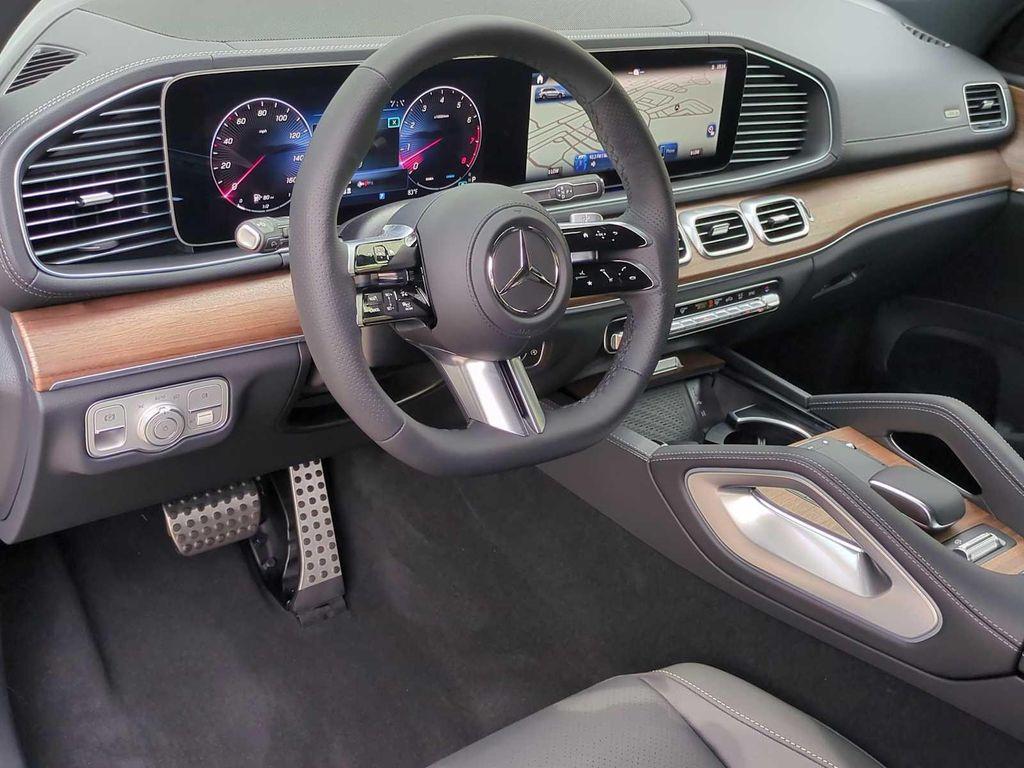 new 2025 Mercedes-Benz GLS 450 car, priced at $95,365
