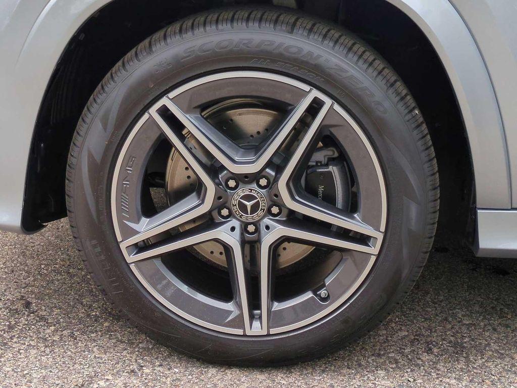 new 2025 Mercedes-Benz GLS 450 car, priced at $95,365
