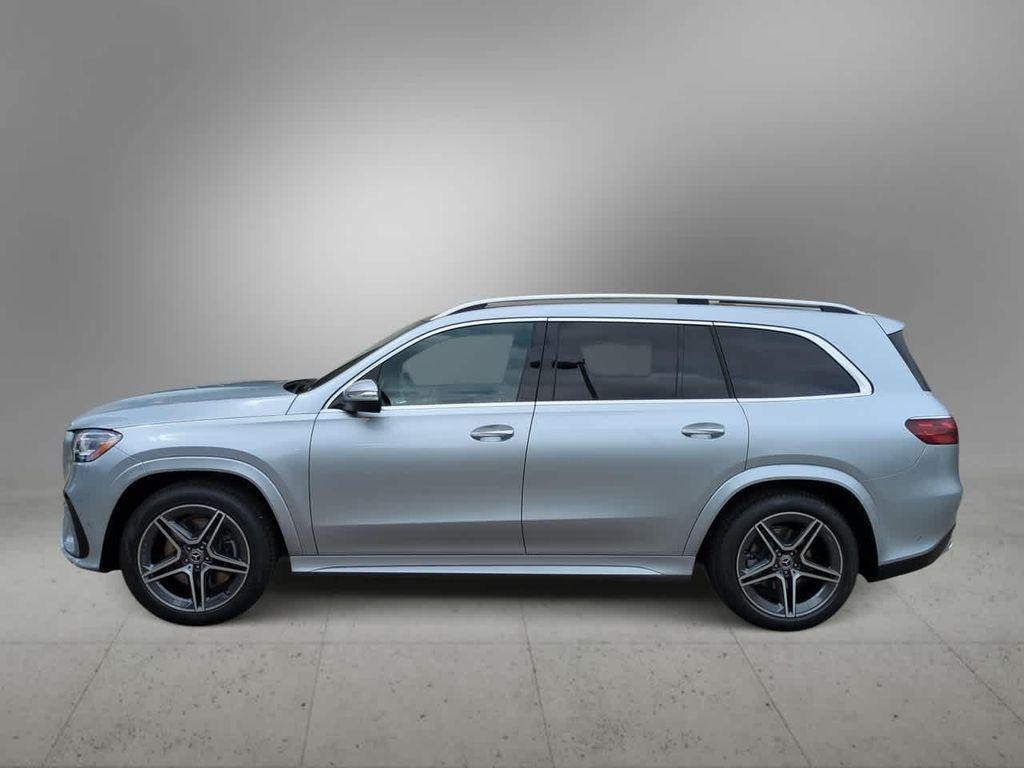 new 2025 Mercedes-Benz GLS 450 car, priced at $95,365