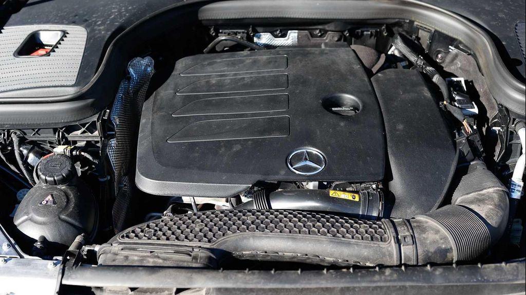 used 2021 Mercedes-Benz GLC 300 car, priced at $30,997