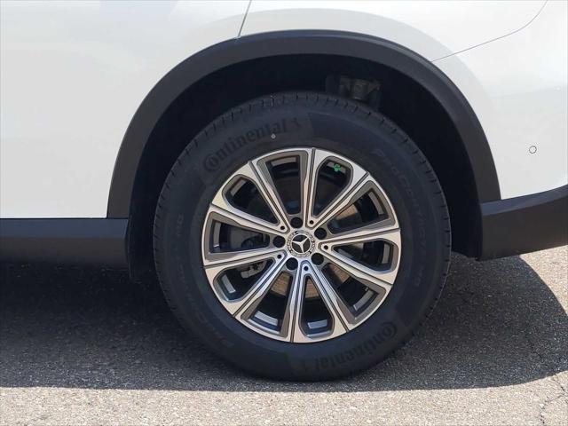 new 2025 Mercedes-Benz GLC 300 car, priced at $56,350