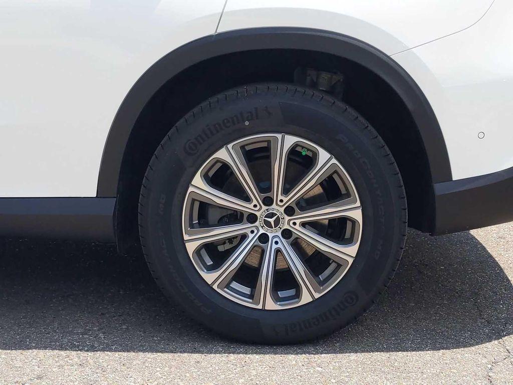 used 2025 Mercedes-Benz GLC 300 car, priced at $54,545