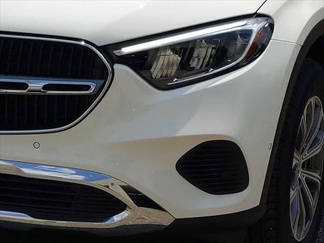 new 2025 Mercedes-Benz GLC 300 car, priced at $56,350