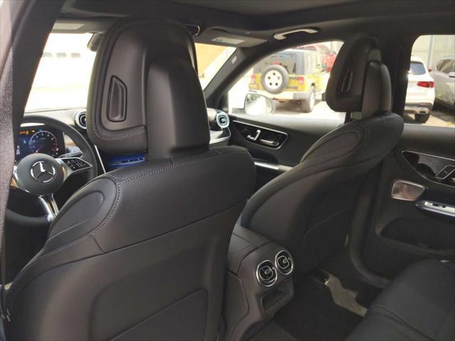 new 2025 Mercedes-Benz GLC 300 car, priced at $56,350