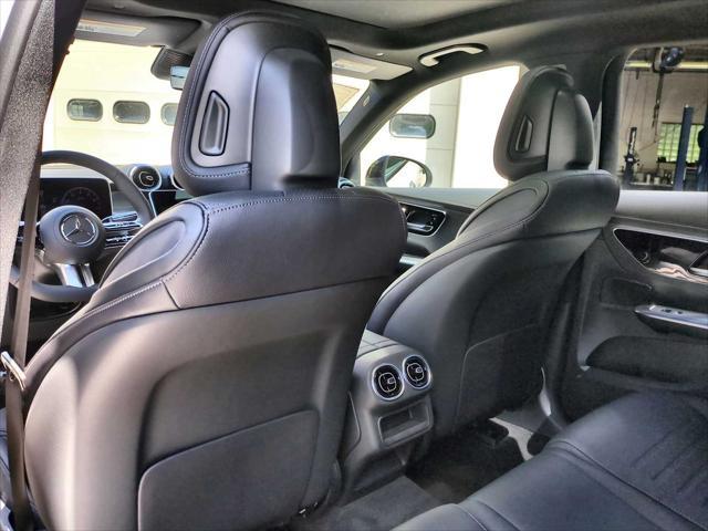 new 2025 Mercedes-Benz GLC 300 car, priced at $59,375