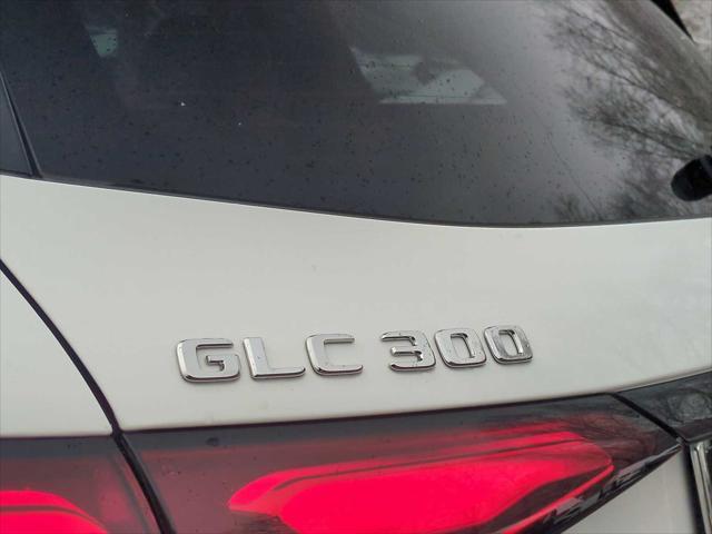 new 2025 Mercedes-Benz GLC 300 car, priced at $57,665