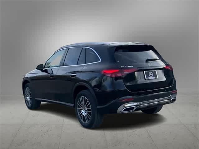 new 2024 Mercedes-Benz GLC 300 car, priced at $53,415