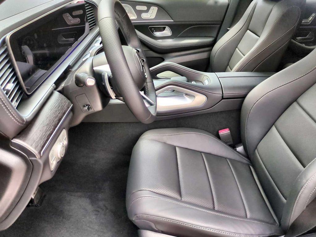 new 2025 Mercedes-Benz GLS 450 car, priced at $96,065