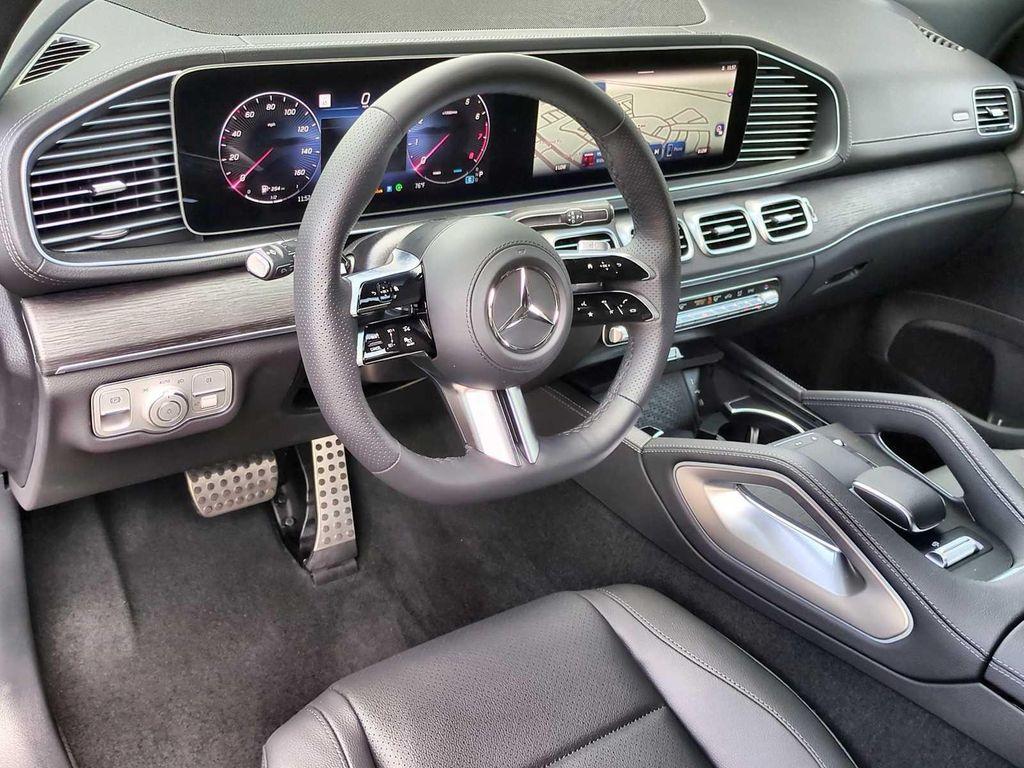 new 2025 Mercedes-Benz GLS 450 car, priced at $96,065