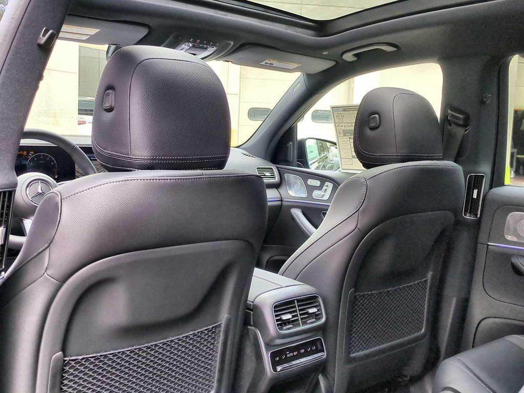 new 2025 Mercedes-Benz GLS 450 car, priced at $96,065