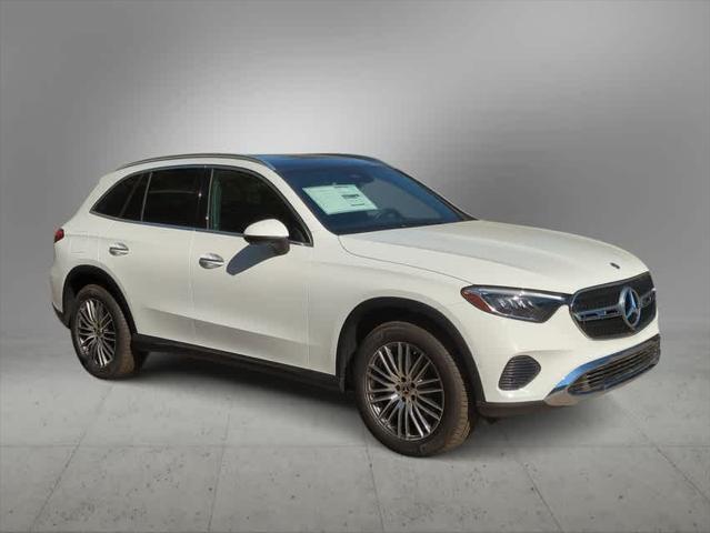 new 2024 Mercedes-Benz GLC 300 car, priced at $56,395