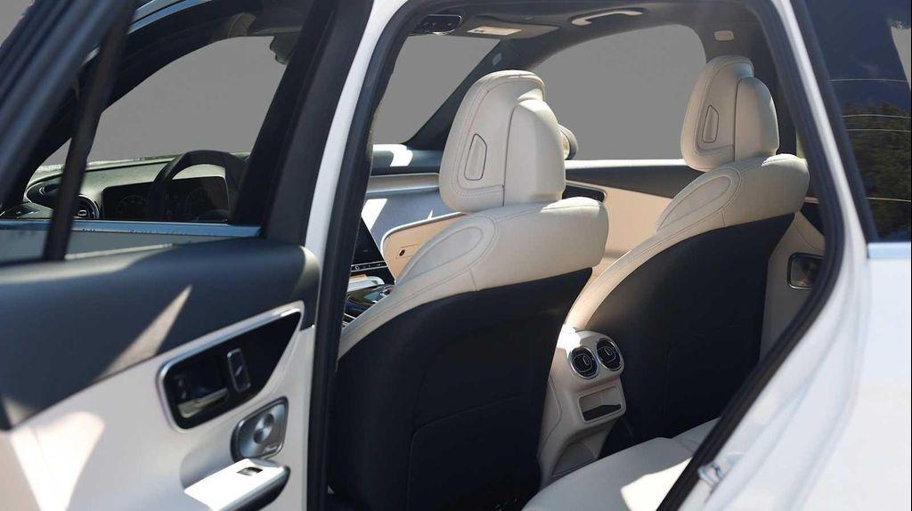 new 2026 Mercedes-Benz GLC 300 car, priced at $59,020